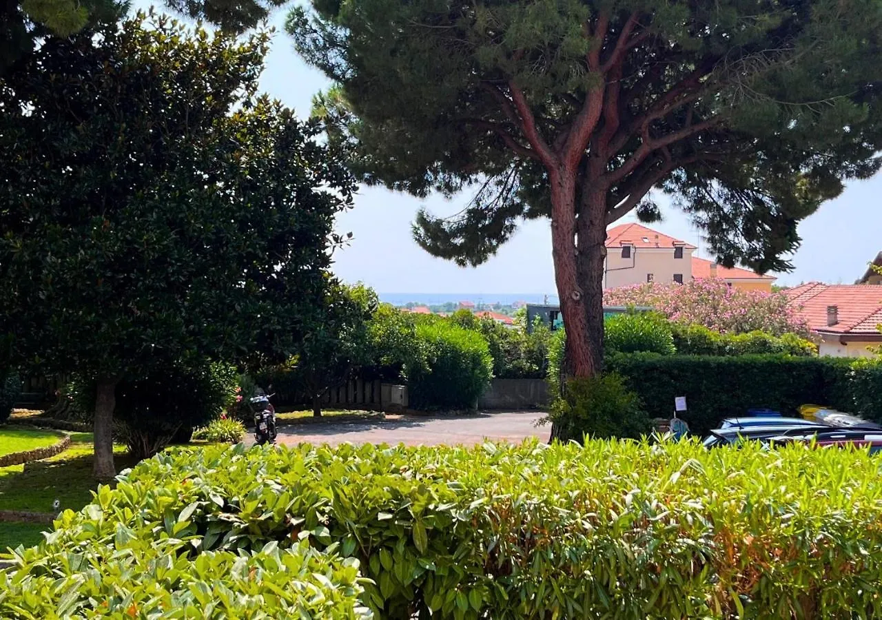 Holiday home La Luna E Il Falo Ceriale